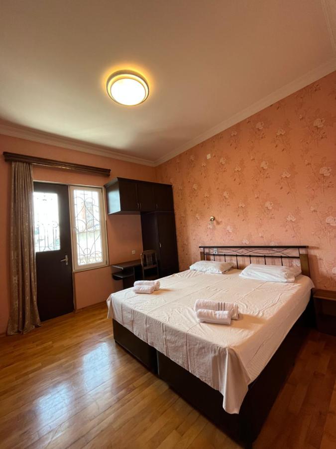 House On Ganja Street Hotel Kutaisi Exterior foto