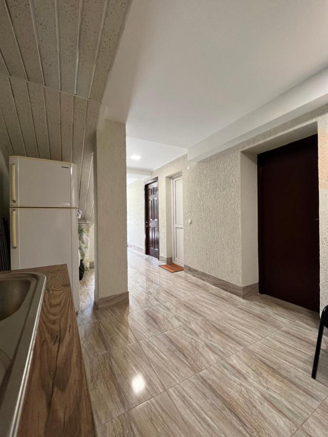 House On Ganja Street Hotel Kutaisi Exterior foto