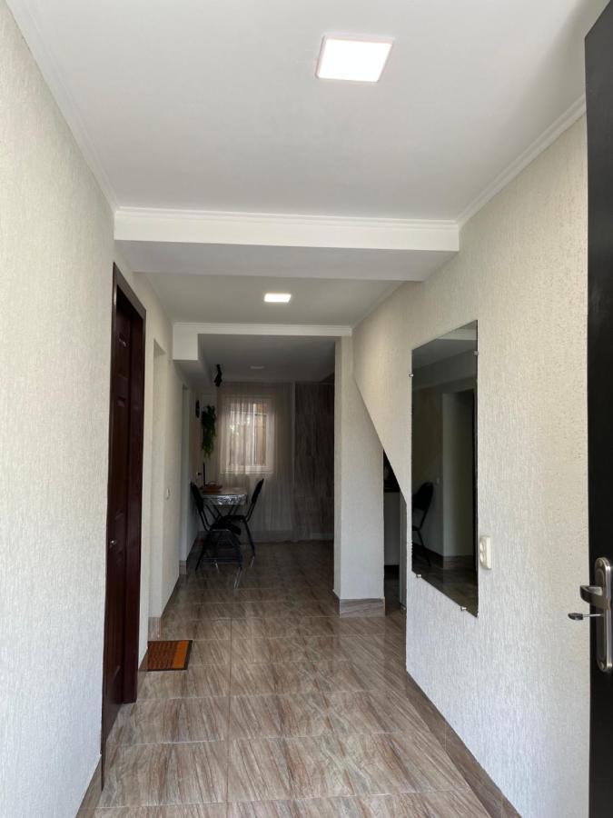 House On Ganja Street Hotel Kutaisi Exterior foto